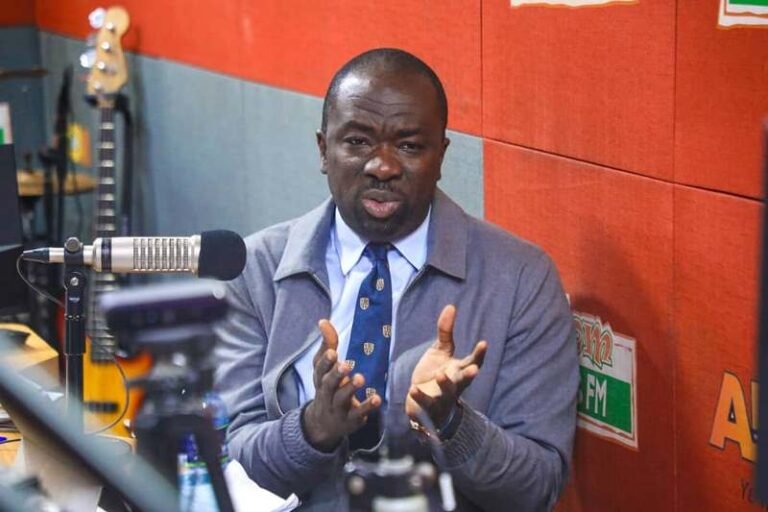 Manhyia South MP Baffour Awuah clashes with alleged EOCO officials at High Court