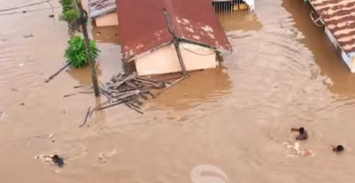 River Dayi overflow displaces over 3,000 residents in Hohoe