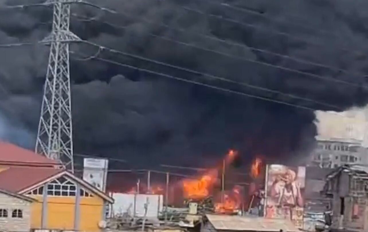 Breaking: Major fire breaks out at Avenor in Accra’s North Industrial Area