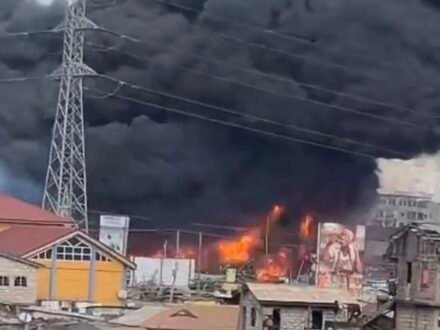 Breaking: Major fire breaks out at Avenor in Accra’s North Industrial Area