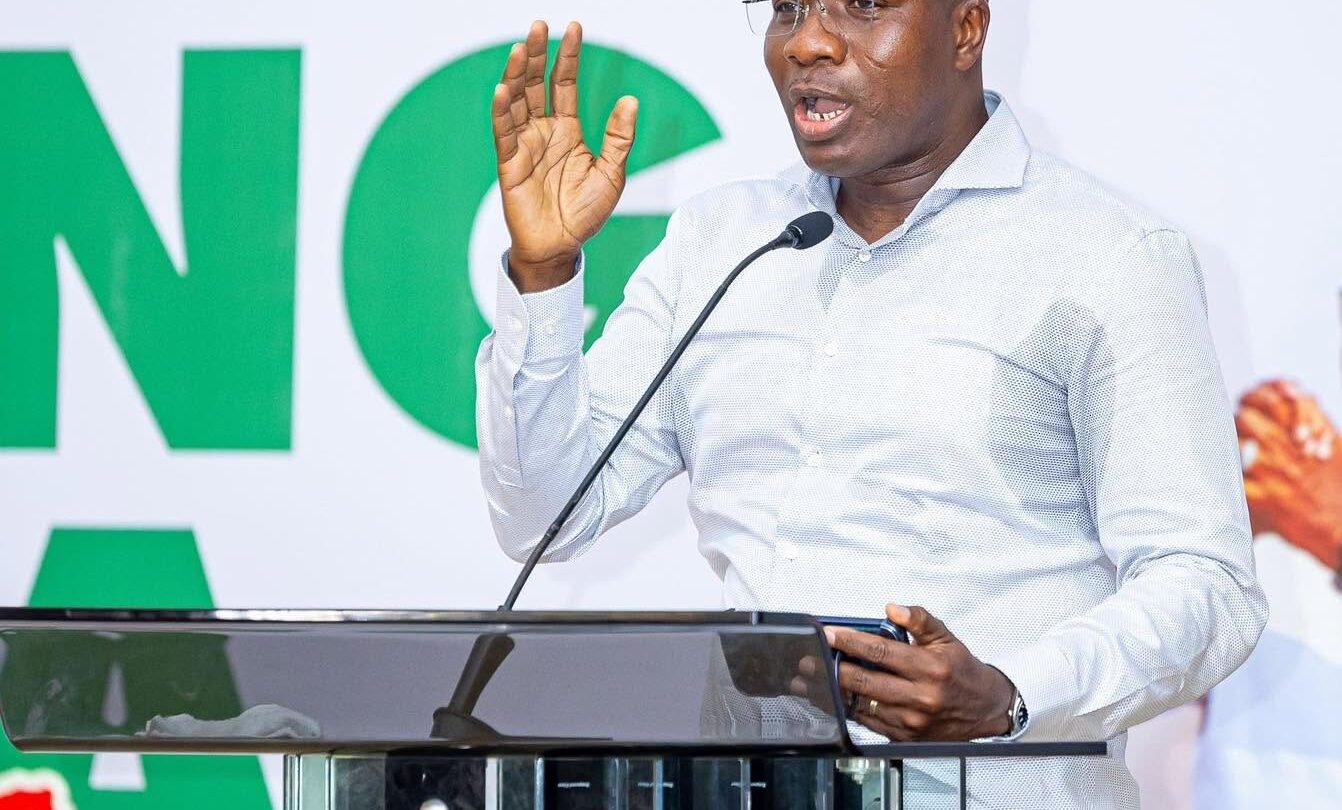 No trader will be sacked from Aboabo Market after redevelopment – Mahama Ayariga assures traders
