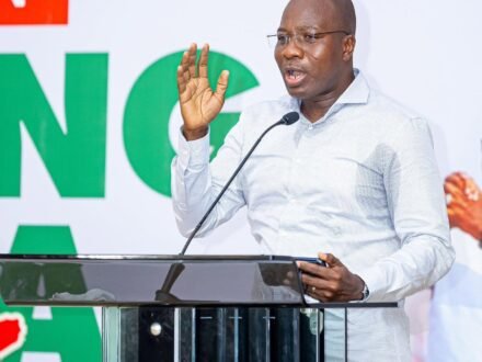 No trader will be sacked from Aboabo Market after redevelopment – Mahama Ayariga assures traders